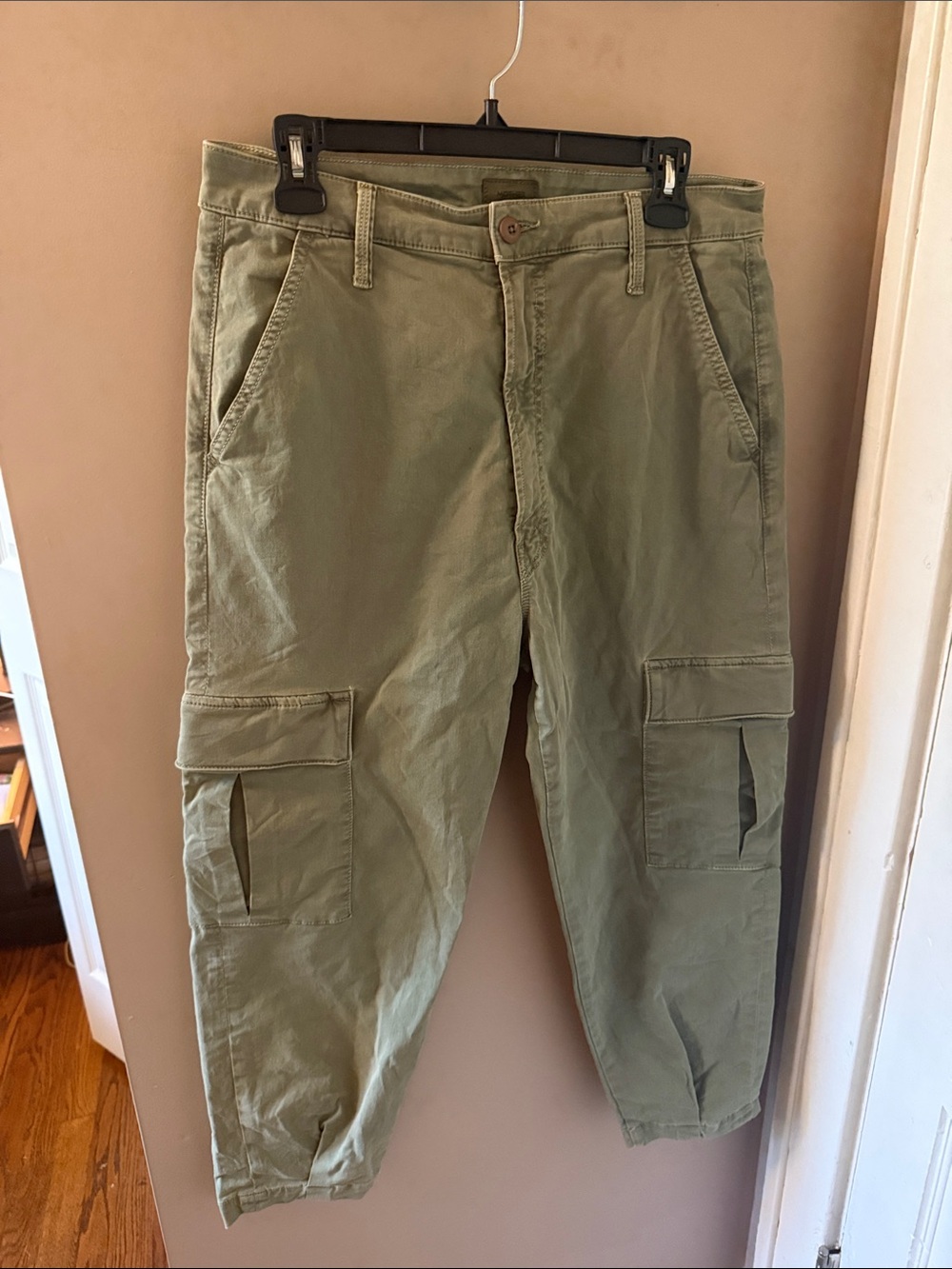 MOTHER Catch all cargo ankle pant